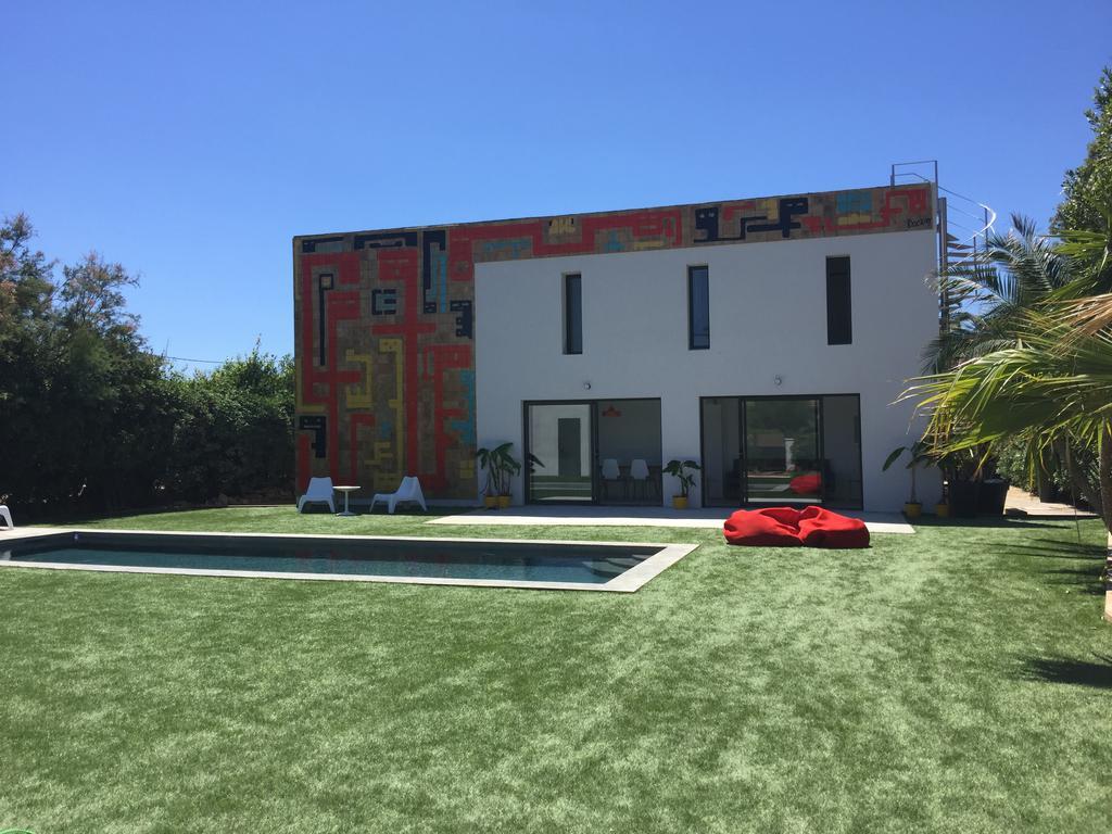 Le Cube Hotel Design A Hyeres Plage Avec Piscine Et Cuisine Eksteriør billede