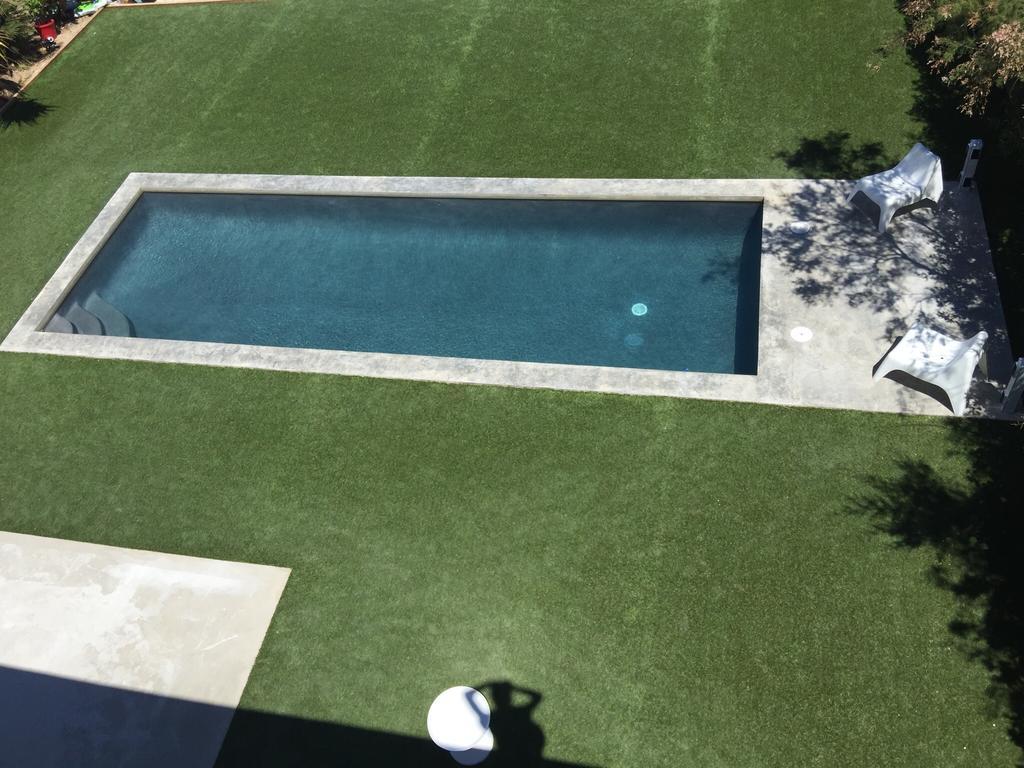 Le Cube Hotel Design A Hyeres Plage Avec Piscine Et Cuisine Eksteriør billede