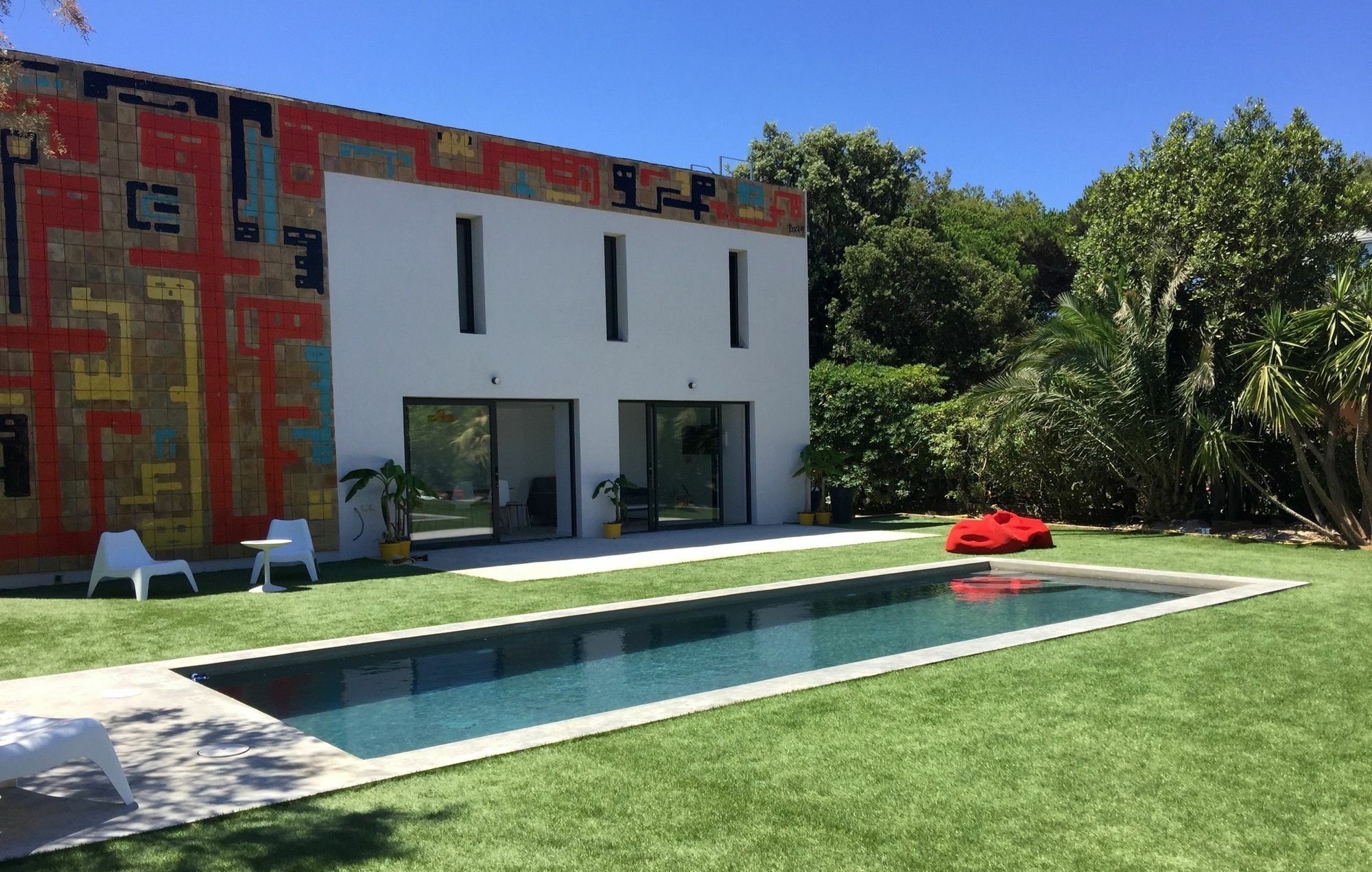 Le Cube Hotel Design A Hyeres Plage Avec Piscine Et Cuisine Eksteriør billede